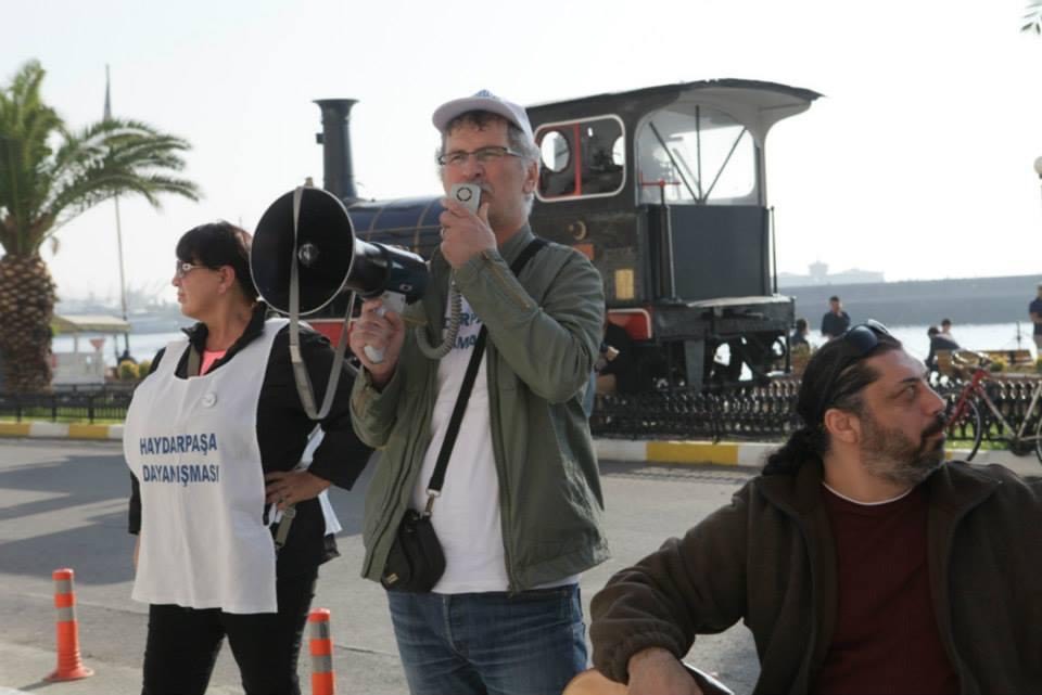 While capital blocks the way to the railway stations once again